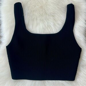 Babaton Sculpt Knit ribbed cropped tank top, black size medium